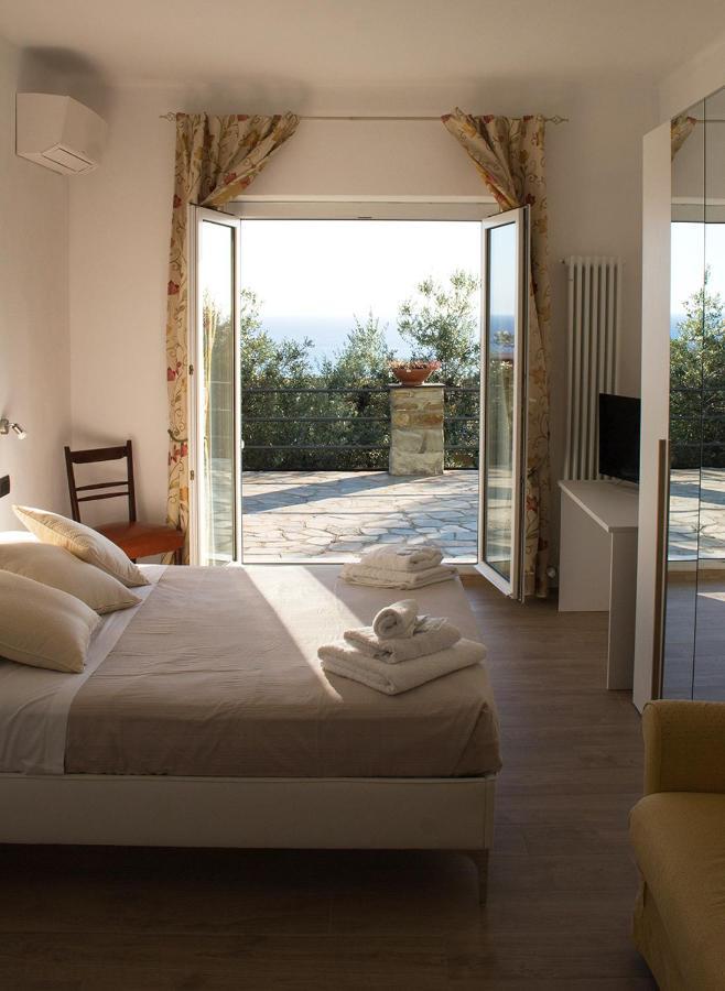 La Conchiglia Bed & Breakfast คาโมยลี ภายนอก รูปภาพ