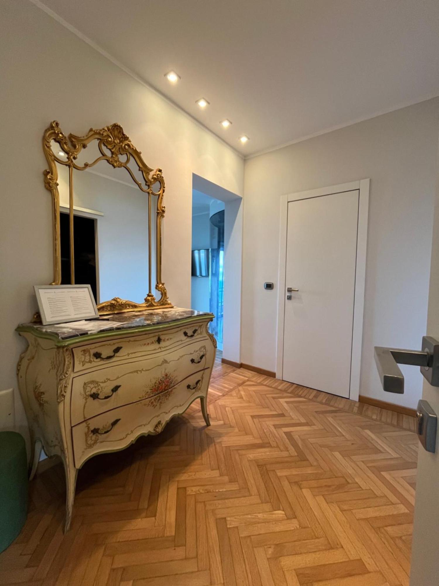 La Conchiglia Bed & Breakfast คาโมยลี ภายนอก รูปภาพ