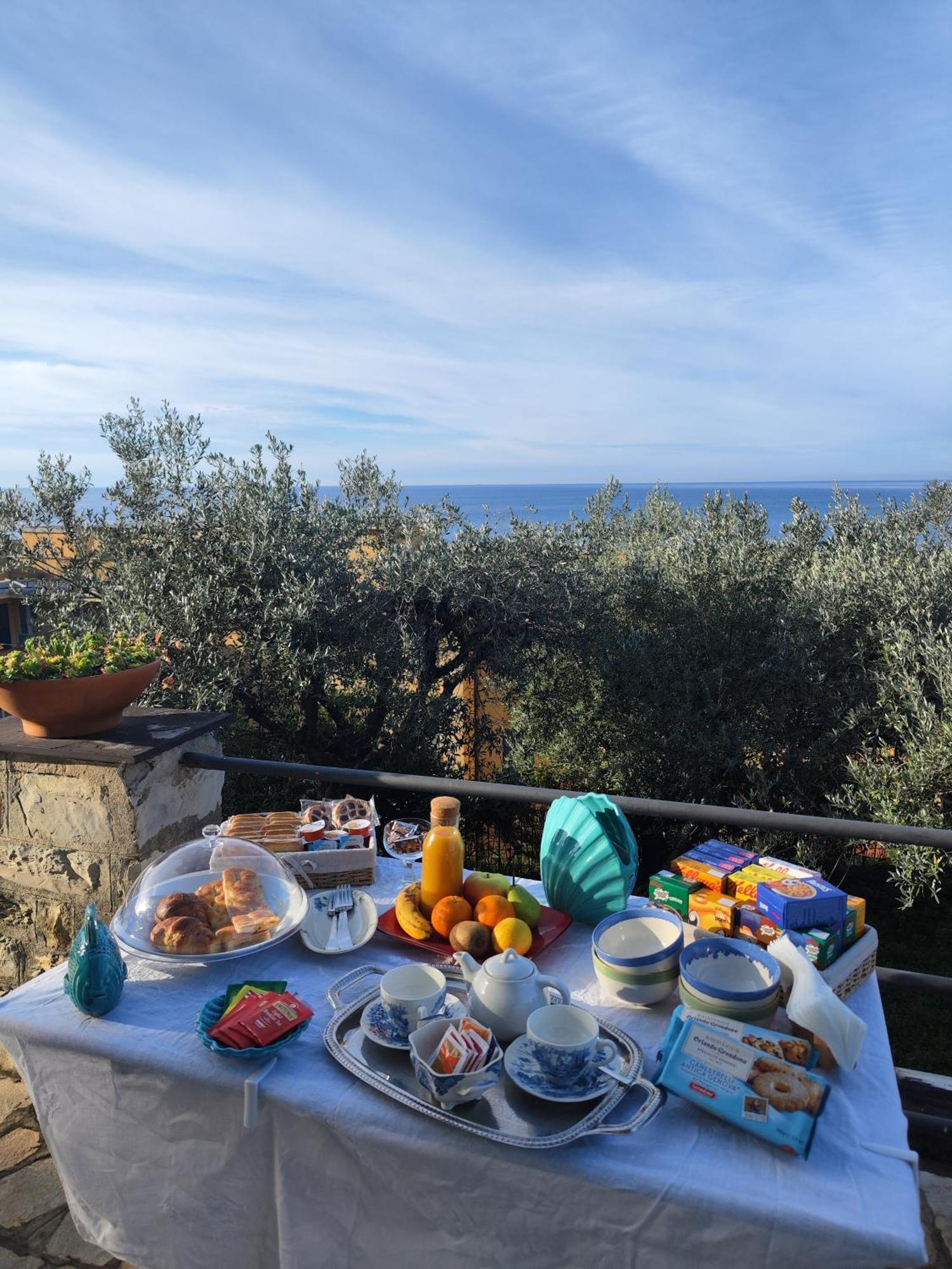 La Conchiglia Bed & Breakfast คาโมยลี ภายนอก รูปภาพ